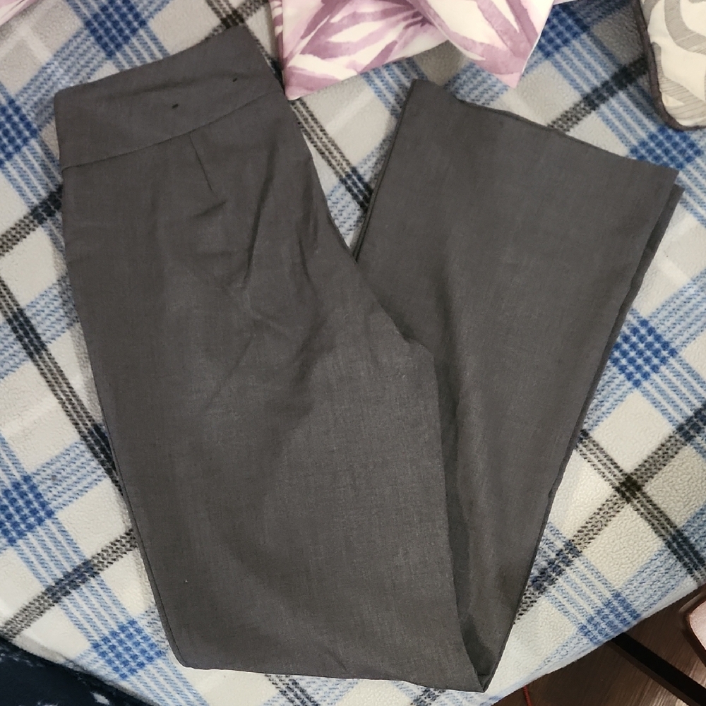 3/$20 Roz & Ali Slate Gray Women's Trousers